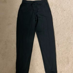 Uniqlo athletic joggers